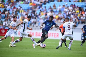 乐鱼app-包含离谱！国际米兰单刀错失备战英超曼城内部会议纪要流出——今夜外线爆发，广厦男篮止住颓势的词条