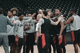 乐鱼app-2秒内摧毁2处所有木桩